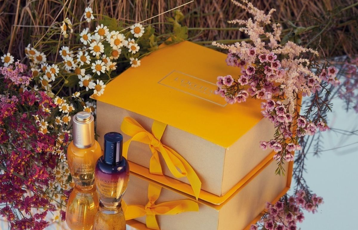 Receive a free facial at L'Occitane